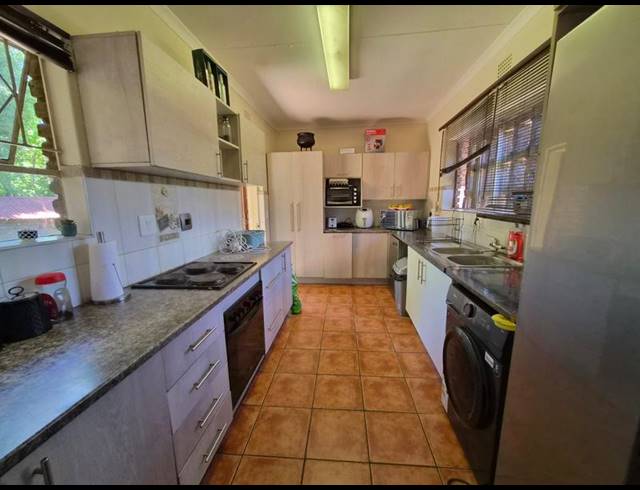 3 BEDROOM HOUSE FOR SALE IN VERWOERDPARK